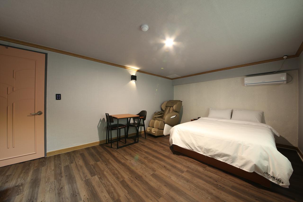 Art Hotel Kumi Kültér fotó