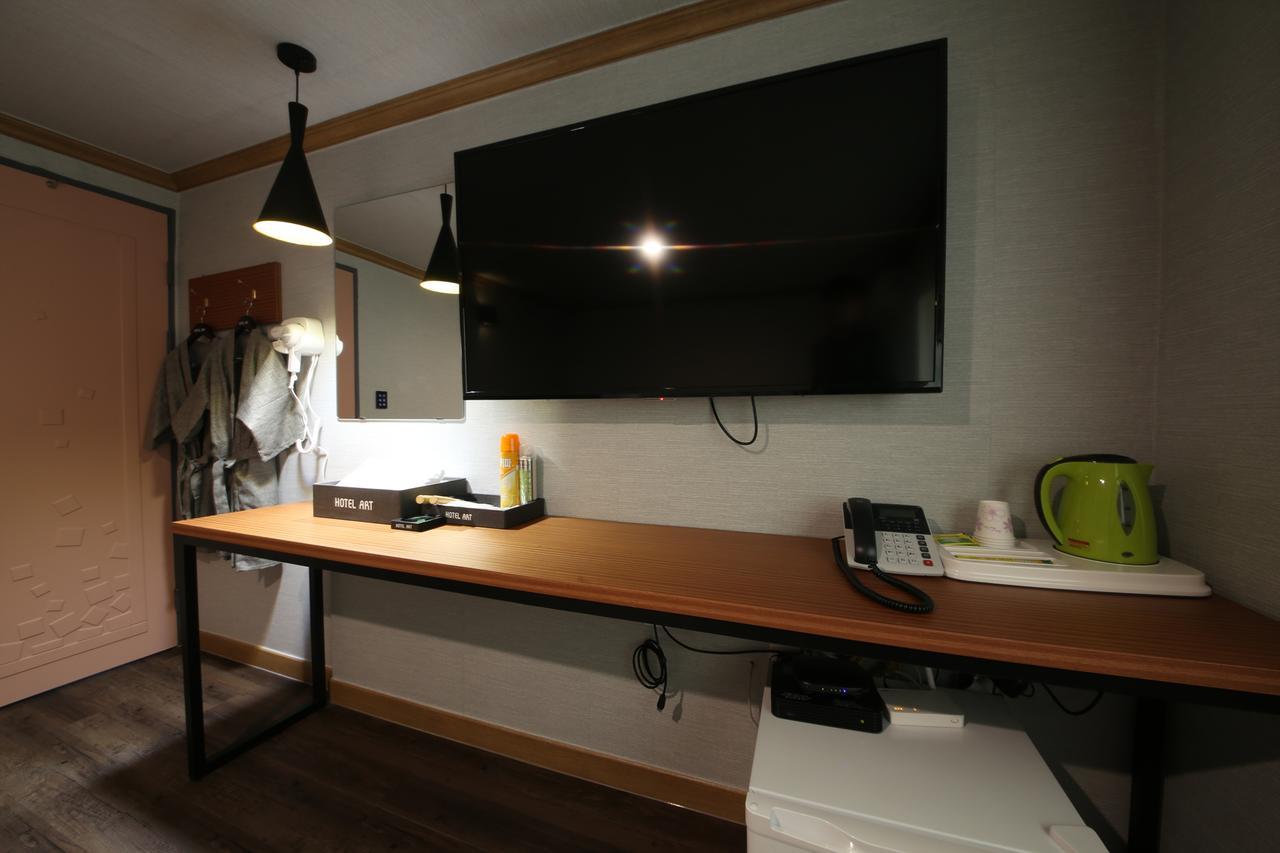 Art Hotel Kumi Kültér fotó