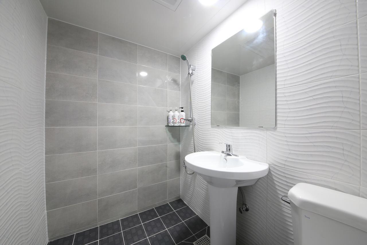 Art Hotel Kumi Kültér fotó