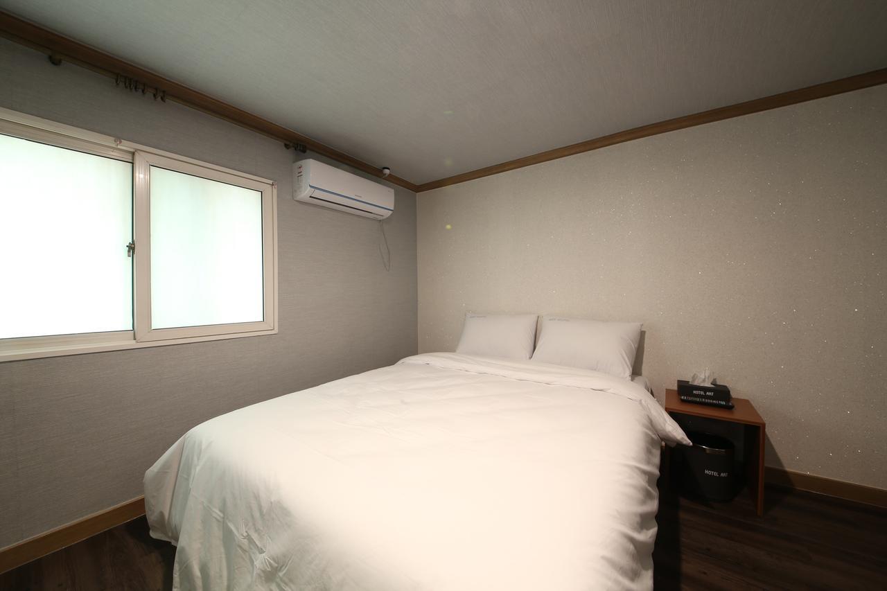 Art Hotel Kumi Kültér fotó