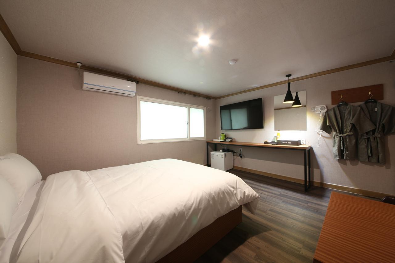 Art Hotel Kumi Kültér fotó