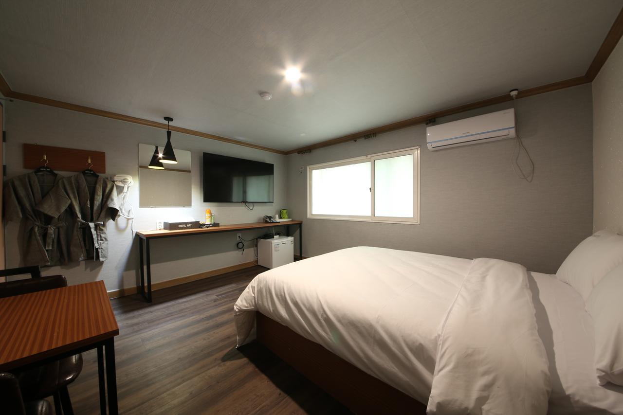 Art Hotel Kumi Kültér fotó
